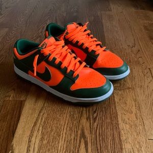 Nike Dunk “Miami Hurricane”